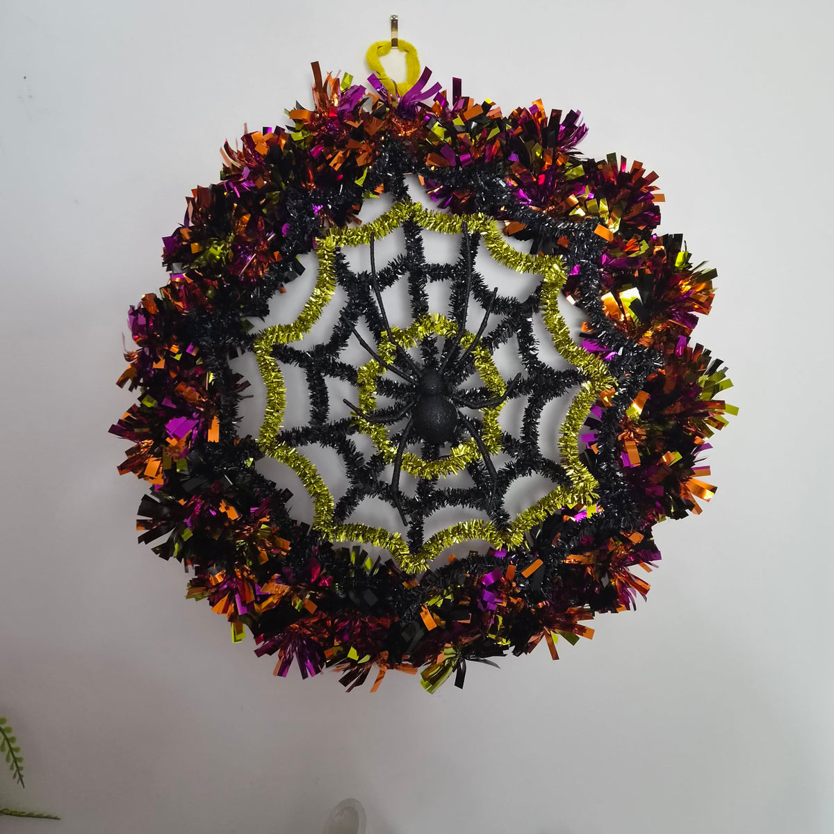 Handmade 16-Inch Halloween Tinsel Wreath – Witch Hats, Eyeballs & Spiderweb Door Decor